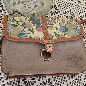 Patricia Nash floral crossover bag.